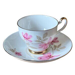 Old Royal Bone China Teacup & Saucer Pink Floral Pattern England Cottage Core